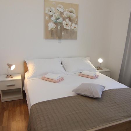 Family Apartments House Damir باغ المظهر الخارجي الصورة