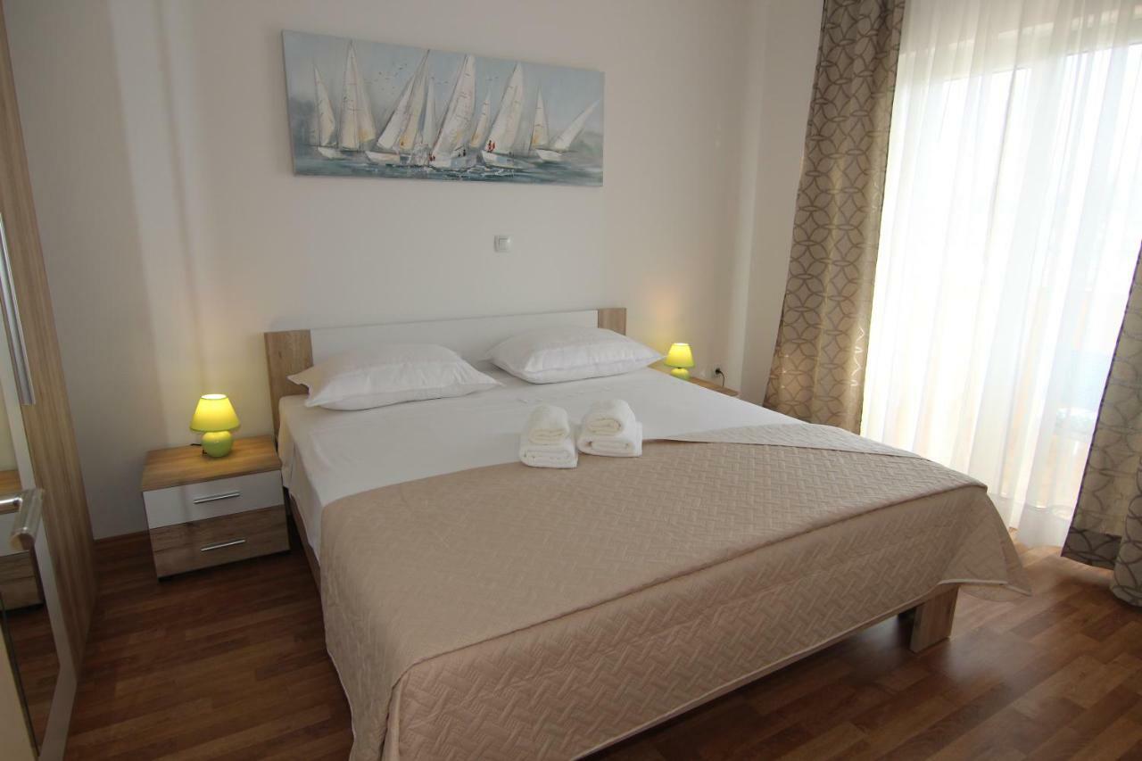 Family Apartments House Damir باغ المظهر الخارجي الصورة