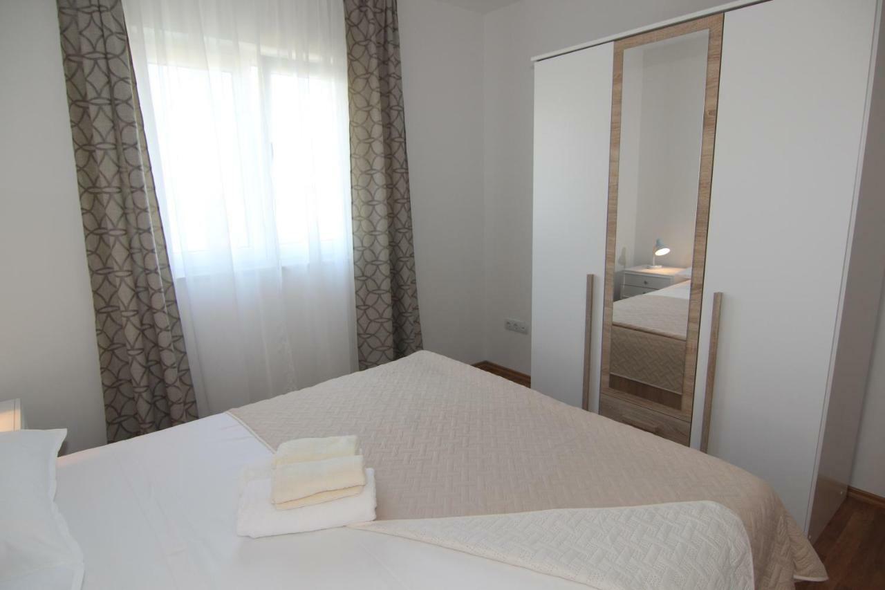 Family Apartments House Damir باغ المظهر الخارجي الصورة