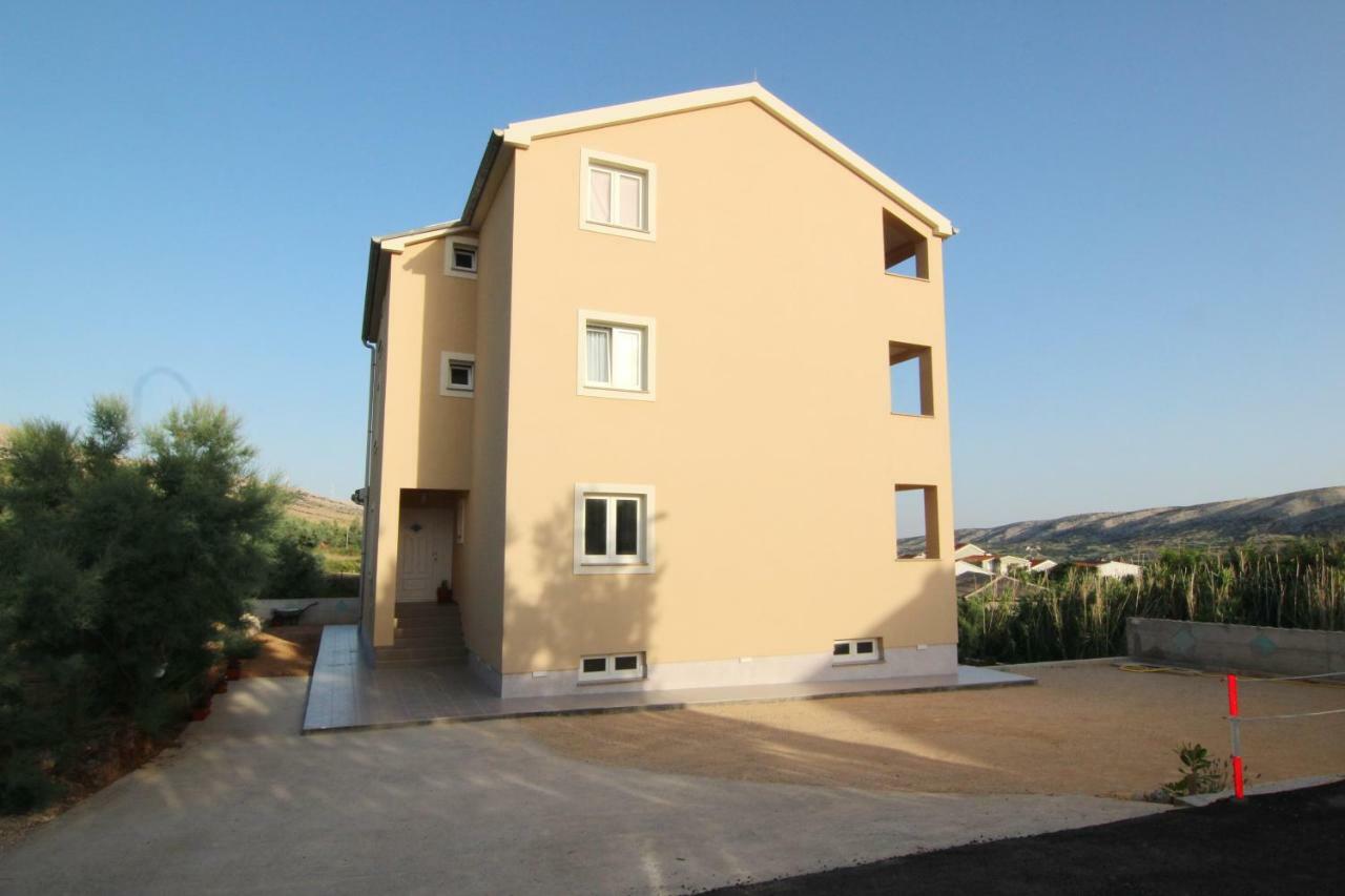 Family Apartments House Damir باغ المظهر الخارجي الصورة