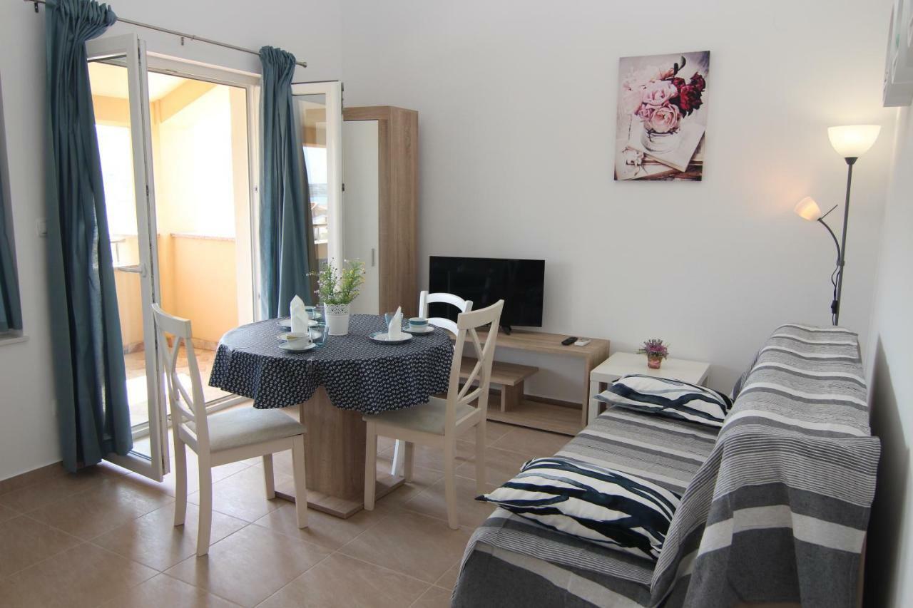 Family Apartments House Damir باغ المظهر الخارجي الصورة