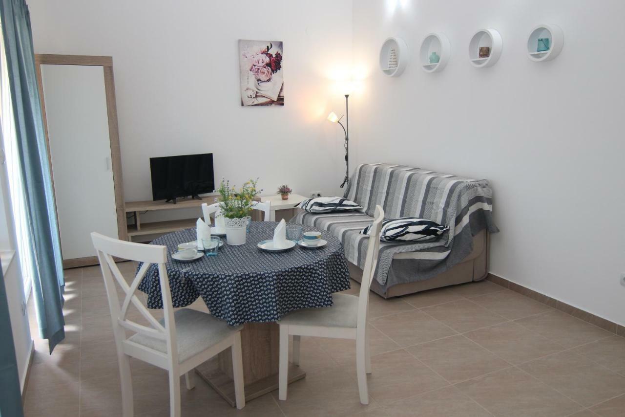 Family Apartments House Damir باغ المظهر الخارجي الصورة