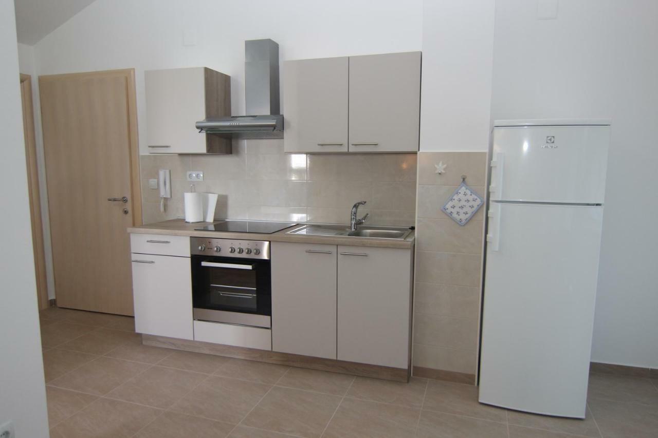 Family Apartments House Damir باغ المظهر الخارجي الصورة